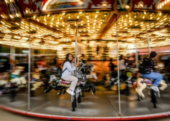 Diskon Transportasi dan Panduan CHSE Siap Sambut Wisatawan di Libur Sekolah 2025