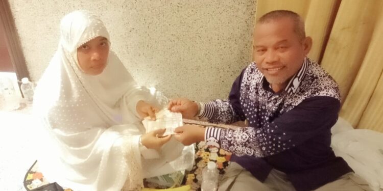 BPKH Beri Uang Konsumsi untuk Jemaah Haji Kloter 66 SOC yang Tak Dapat Makanan Selama Dua Hari