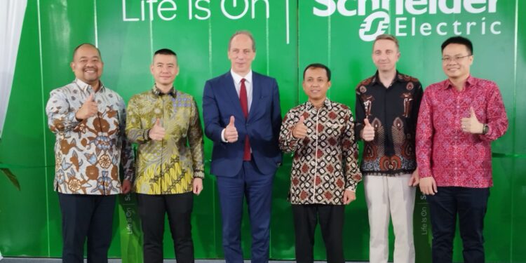 Indonesia-Prancis Perkuat Kerja Sama Industri, Schneider Electric Jadi Sorotan