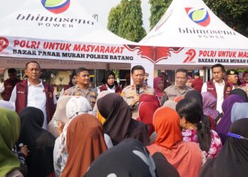 Sambut HUT ke-79 Bhayangkara, Warga Serbu Bazar Murah Polres Batang