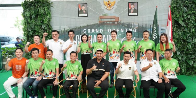 Menpora Resmikan Graha Padel Club Surabaya, Tonggak Baru Olahraga Urban Indonesia