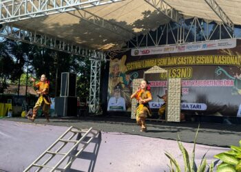 Dindik Blora Gelar FLS2N 2025, Ratusan Siswa SD Tunjukkan Bakat Seni dan Sastra