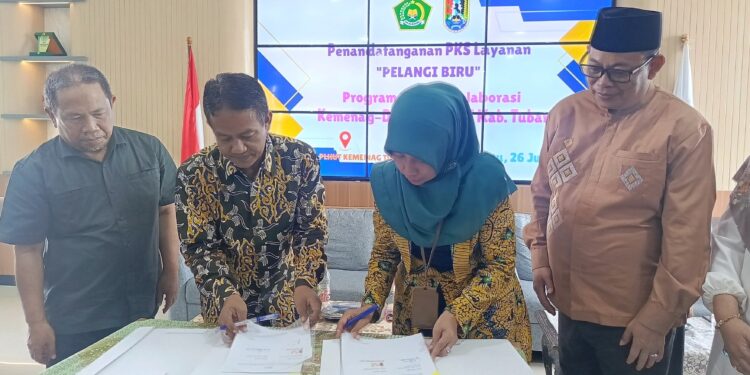 Pengantin Baru di Tuban Kini Bisa Langsung Dapat KTP dan KK lewat Program Pelangi Biru