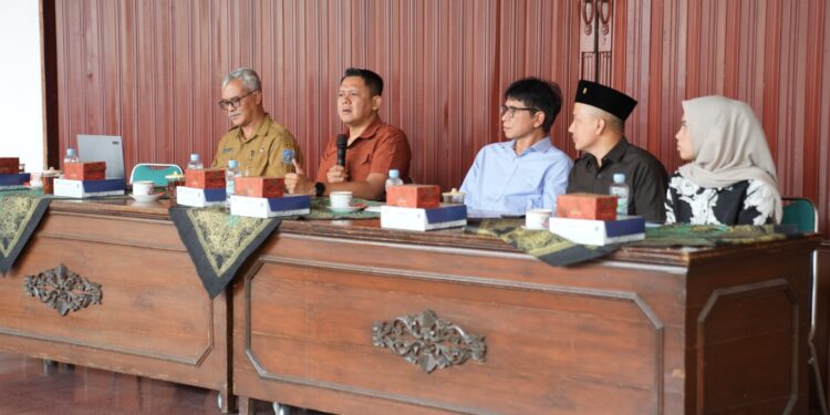 Hadiri Monev Penanggulangan Kemiskinan, Wabup Sleman Dorong Penurunan Kemiskinan Melalui Tiga Program Unggulan