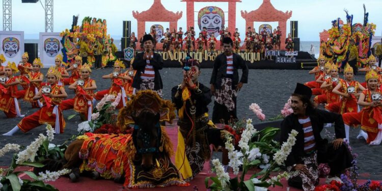 Segoro Topeng Kaliwungu Lumajang Masuk Karisma Event Nusantara 2025