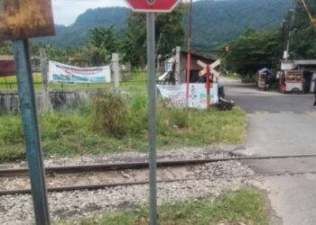 Keselamatan Jalan Jadi Prioritas, Dishub Padang Pasang Rambu STOP di Perlintasan Kereta Api