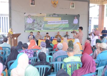 BLT Cukai Tembakau Gresik Disalurkan, Ribuan Warga Terima Manfaat
