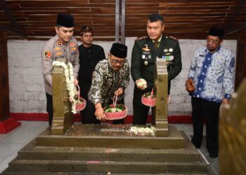 Jelang Hari Jadi ke-498, Wabup Indramayu Ziarah ke Makam Pendiri Kabupaten