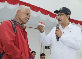 Gus Ipul Tinjau Penyaluran Bansos di Bogor: BLT Rp31,5 Triliun Bukti Kepedulian Negara