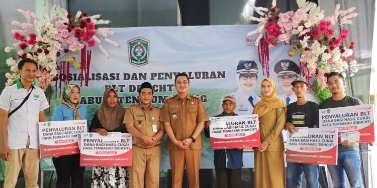 Pemkab Lumajang Salurkan BLT DBHCHT untuk 2.121 Warga: Wabup Yudha Tegaskan Pemerintah Hadir untuk Rakyat