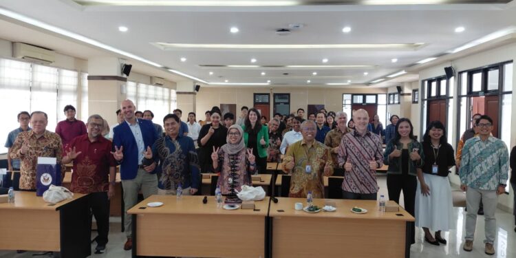 Talenta Indonesia Unjuk Inovasi di Final Semiconductor Venture Accelerator ITS–AS, Ini Pemenangnya