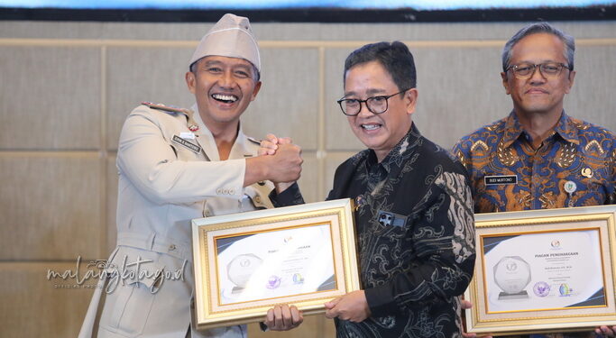 Sekda Kota Malang Raih Terbaik 1 Nasional ADLG Award 2025, Bukti Kepemimpinan Digital yang Transformasional