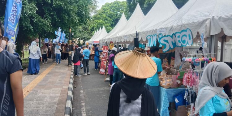 Generasi Muda Beraksi: Kreativitas dan Kewirausahaan Memeriahkan Pasar Bela Negara Sleman