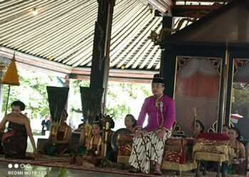 Pakoe Boewono XIV Resmi Jumeneng, Surakarta Saksikan Era Baru Karaton Hadiningrat