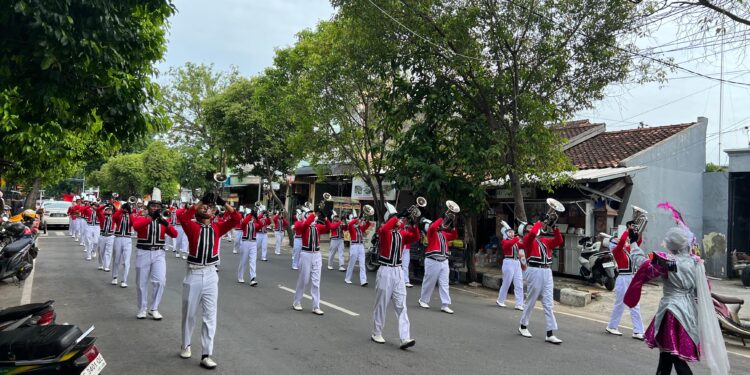 41 Grup Meriahkan Bupati Tuban Cup 2025, Parade Drum Band Jatim Pecahkan Antusiasme Warga