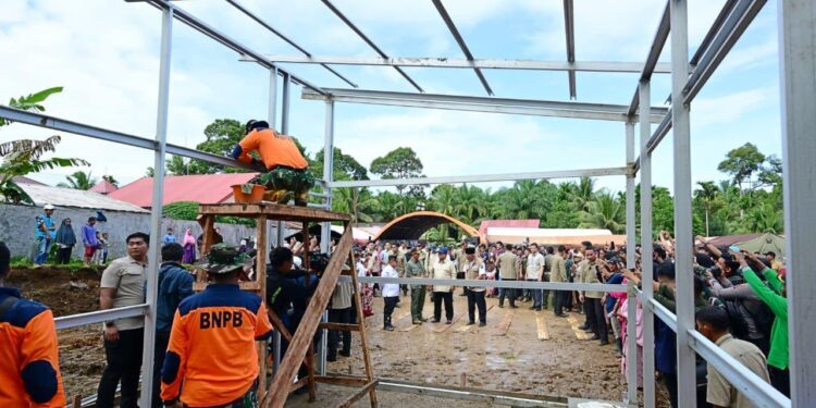 Pemerintah Siapkan 44 Ribu Hunian Sementara di Tiga Provinsi, Presiden Prabowo Tinjau Lokasi di Agam