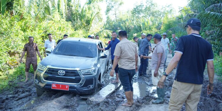 Bupati Nagan Raya Pastikan Pelayanan dan Pembangunan Menjangkau Wilayah Terpencil