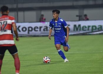 Alfeandra Dewangga Kembali Bersinar di Persib Bandung, Tampil Penuh Lawan Madura United