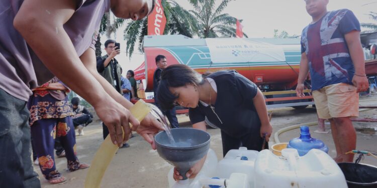 1 Juta Liter Air Bersih Tiba, Warga Terdampak Banjir Aceh Tamiang Mulai Bangkit