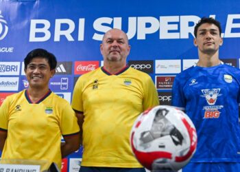 Persib Bandung Siap Hadapi PSM Makassar untuk Rebut Puncak Klasemen BRI Super League 2025/26