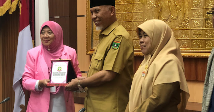 Gubernur Mahyeldi Sambut Pelajar PPIM Terengganu, Perkuat Pertukaran Pelajar Malaysia–Sumbar