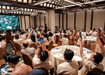 Wamenpar Dorong Destinasi Wisata Naik Kelas Lewat Networking Session Wonderful Indonesia Awards 2025