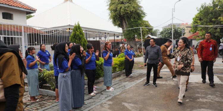 Wali Kota Semarang Apresiasi Fashion Show Batik Nusantara Karya Warga Binaan Lapas Perempuan