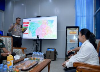 Tinjau Posko Nataru, Wali Kota Agustina Pastikan Kesiapan Pengamanan di Semarang