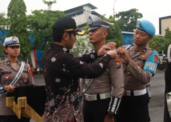 Pemkab dan Polres Tuban Gelar Apel Gelar Pasukan Operasi Lilin 2025, Pastikan Nataru Aman dan Nyaman