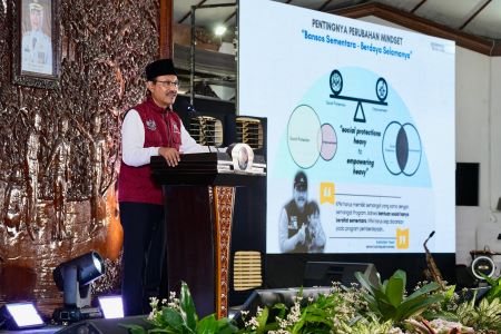 Sosialisasi DTSEN di Bojonegoro, Mensos Gus Ipul Tekankan Pentingnya Data Tunggal untuk Pengentasan Kemiskinan